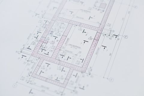 Чем авторский надзор отличается от технического: определения и зоны ответственности