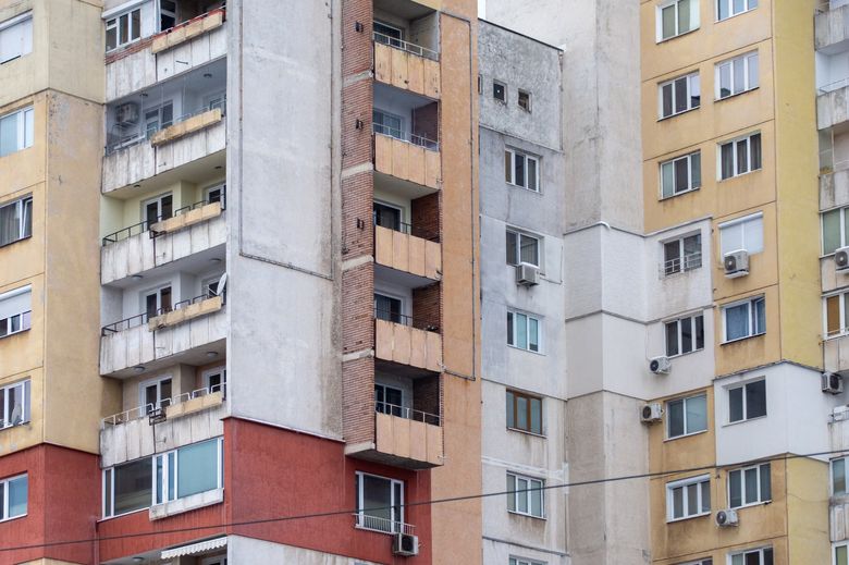 Какие нормативы по ударному шуму действуют для жилых помещений в 2025-2026 годах